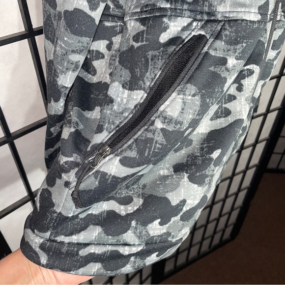 North face ladies zip up jacket size medium - Picture 4 of 8